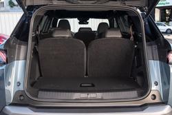 2025 Peugeot 5008 GT Premium Hybrid