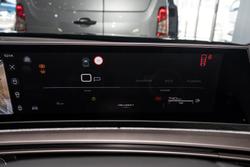 2025 Peugeot
5008 GT Premium Hybrid