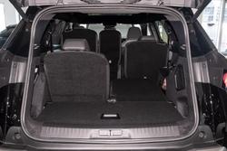 2025 Peugeot
5008 GT Premium Hybrid