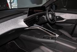 2025 Peugeot
5008 GT Premium Hybrid