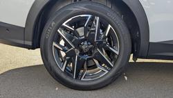 2025 Peugeot 5008 GT Premium Hybrid