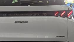 2025 Peugeot 5008 GT Premium Hybrid P74 MY25 Okenite White