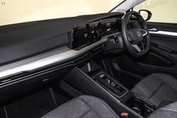 2025 Volkswagen
Golf 110TSI Life