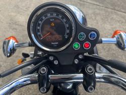 2016 Triumph BONNEVILLE Phantom Black