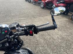 2016 Triumph BONNEVILLE Phantom Black