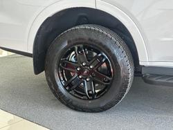 2025 Ford
Everest Sport