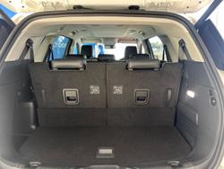 2025 Ford
Everest Sport