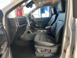 2025 Ford
Everest Sport