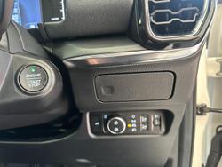 2025 Ford
Everest Sport