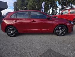 2022 Hyundai
                i30 Active