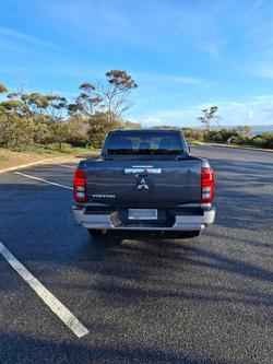 2024 Mitsubishi
Triton GLS