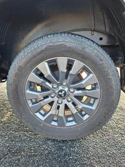 2024 Mitsubishi
Triton GLS