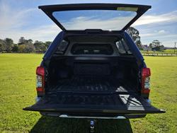 2022 Mitsubishi
Triton GLS