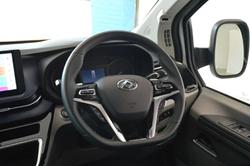 2025 LDV
                Deliver 7 