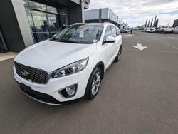 2017 Kia
Sorento Platinum