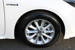 2021 Toyota Corolla Ascent Sport Hybrid ZWE211R Glacier White