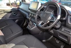 2025 Renault
Trafic Premium