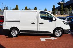 2025 Renault
Trafic Premium
