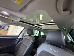 2020 SKODA
Superb 200TSI Scout