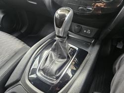 2021 Nissan
X-TRAIL TS
