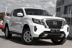 2022 Nissan
Navara ST