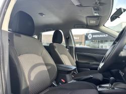 2019 Mitsubishi
ASX ES