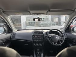 2019 Mitsubishi
ASX ES