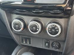 2019 Mitsubishi
ASX ES