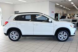 2018 Mitsubishi
ASX ES