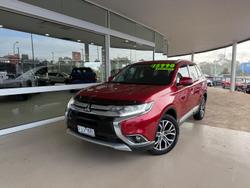 2016 Mitsubishi
Outlander LS