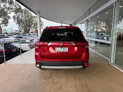 2016 Mitsubishi
Outlander LS