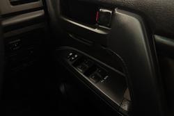 2014 Toyota
Landcruiser GXL