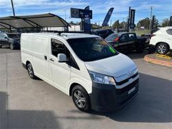 2021 Toyota
Hiace