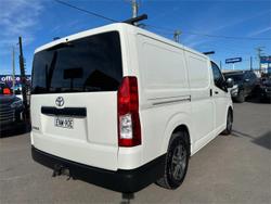 2021 Toyota
Hiace