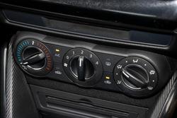 2016 Mazda
2 Maxx
