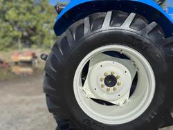 0 New Holland Tt4.90 4Wd Rops Tractor