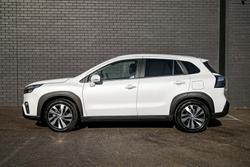 2023 Suzuki
S-Cross ALLGRIP Prestige