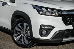 2023 Suzuki
S-Cross ALLGRIP Prestige