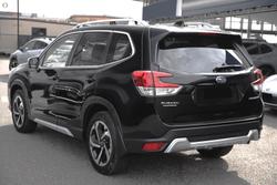 2024 Subaru Forester 2.5i-S S5 MY24 AWD Crystal Black