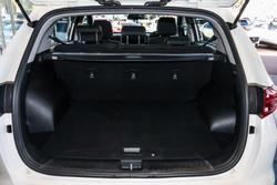 2020 Kia
                Sportage S