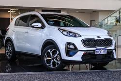 2020 Kia
                Sportage S