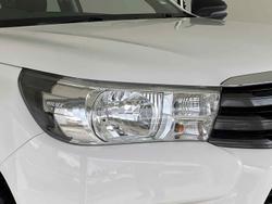 2018 Toyota Hilux SR GUN126R 4X4 Dual Range Glacier White