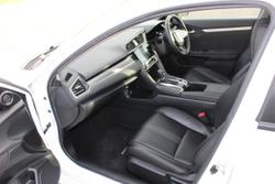 2018 HONDA
CIVIC VTi-S