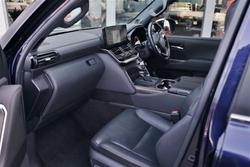 2021 Toyota
Landcruiser LC300 3.3L V6 DSL Sahara 7 Seats