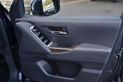 2021 Toyota
Landcruiser LC300 3.3L V6 DSL Sahara 7 Seats
