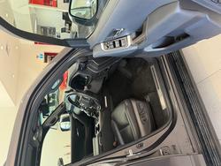 2022 Toyota
LANDCRUISER LC300 3.3L V6 DSL Sahara 7 Seats