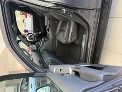 2022 Toyota
LANDCRUISER LC300 3.3L V6 DSL Sahara 7 Seats