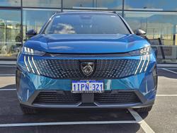 2025 Peugeot
5008 GT Premium Hybrid