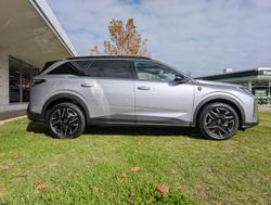 2025 Peugeot 5008 GT Premium Hybrid P74 MY25 Artense Grey