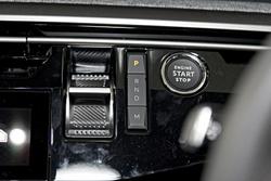 2025 Peugeot 5008 GT Premium Hybrid